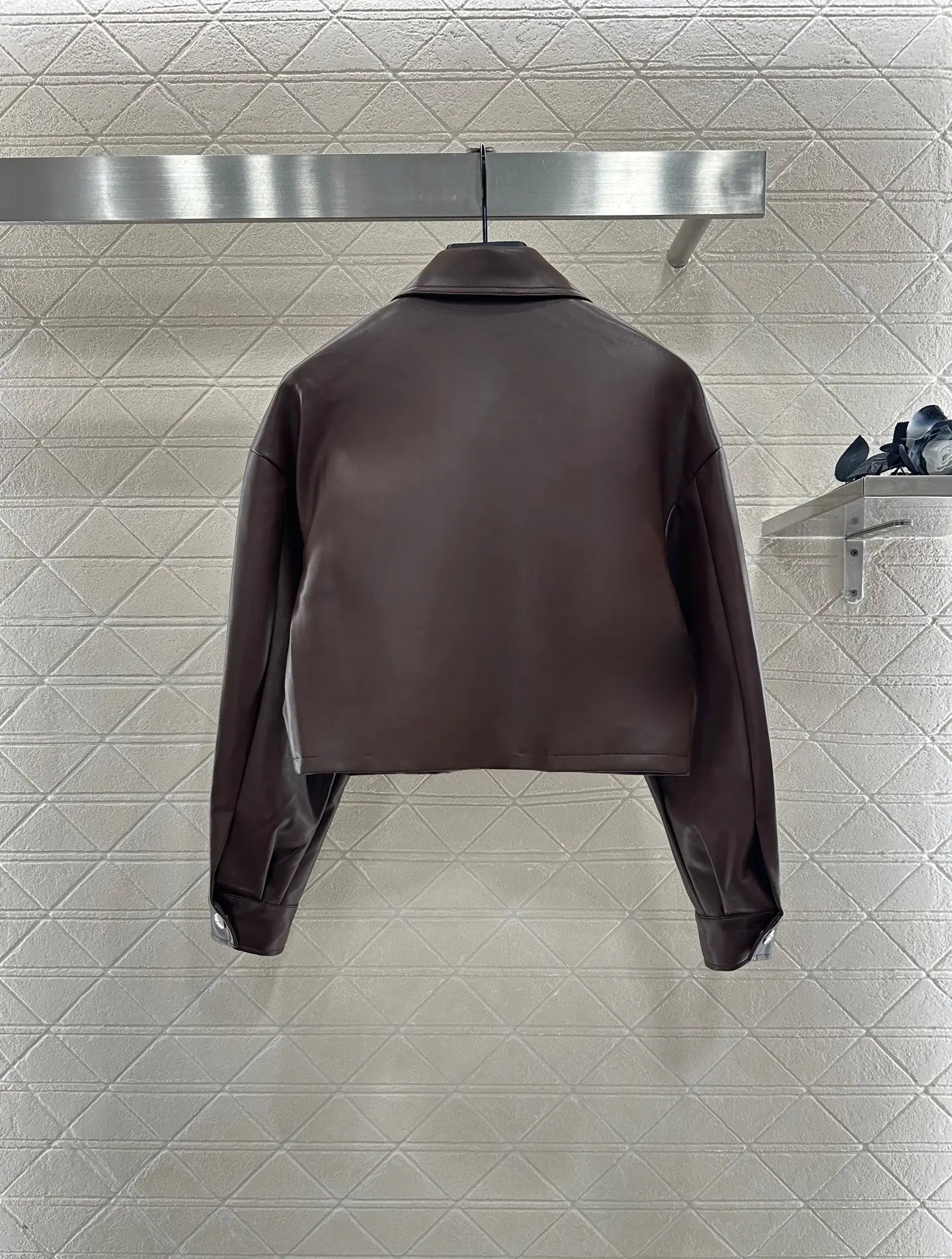 2025 Spring/ Autumn New Zipper Leather Jacket Washed Leather Material Flip Collar Short Jacket 510