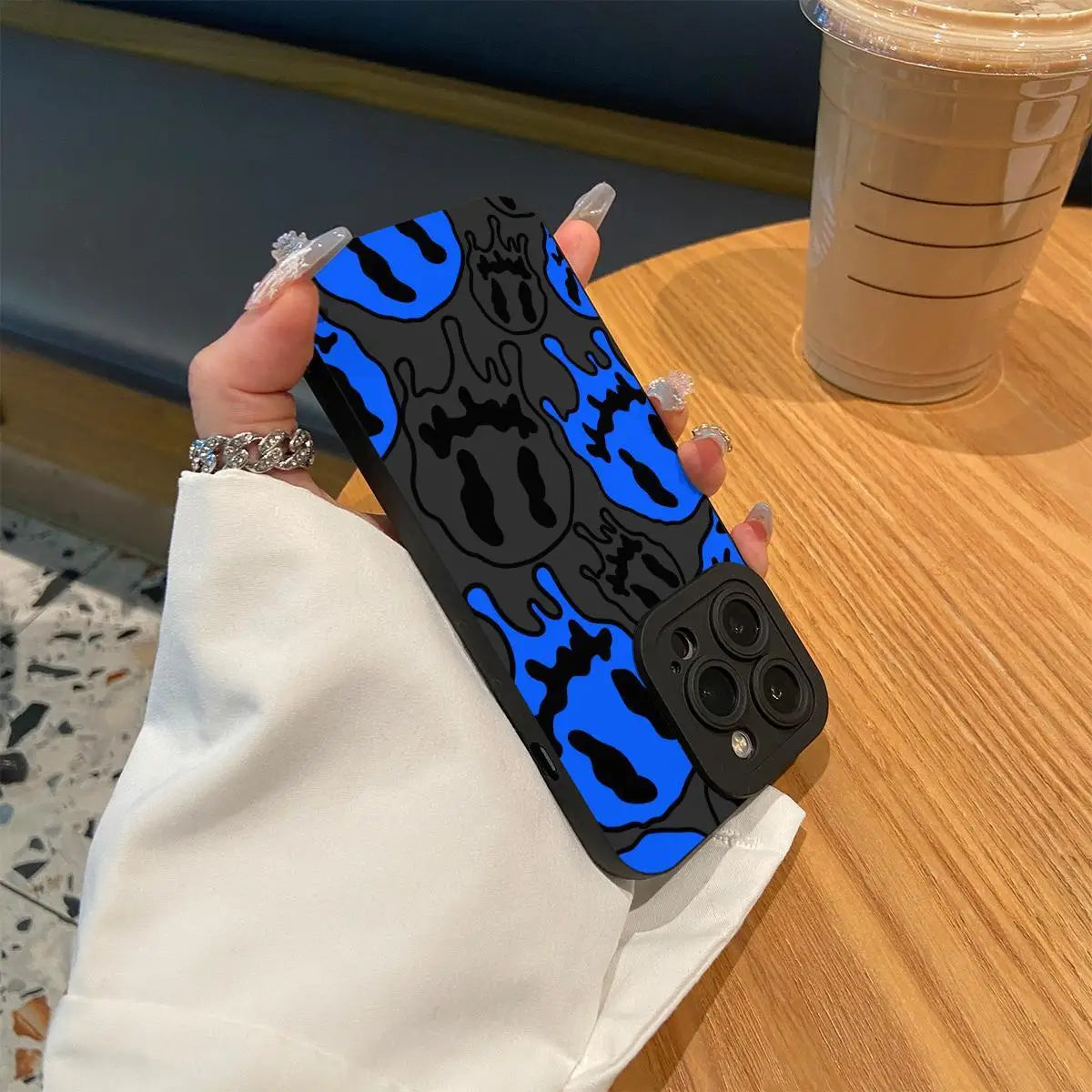 Fashion Smile Face Pattern Phone Case, Phone Accessories Compatible with IPhone 16 Pro Max 15 Pro 14Plus 13 12 11 XR X/XS