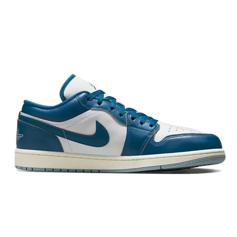 NIKE Men's AIR JORDAN 1 LOW SE Basketball Shoes