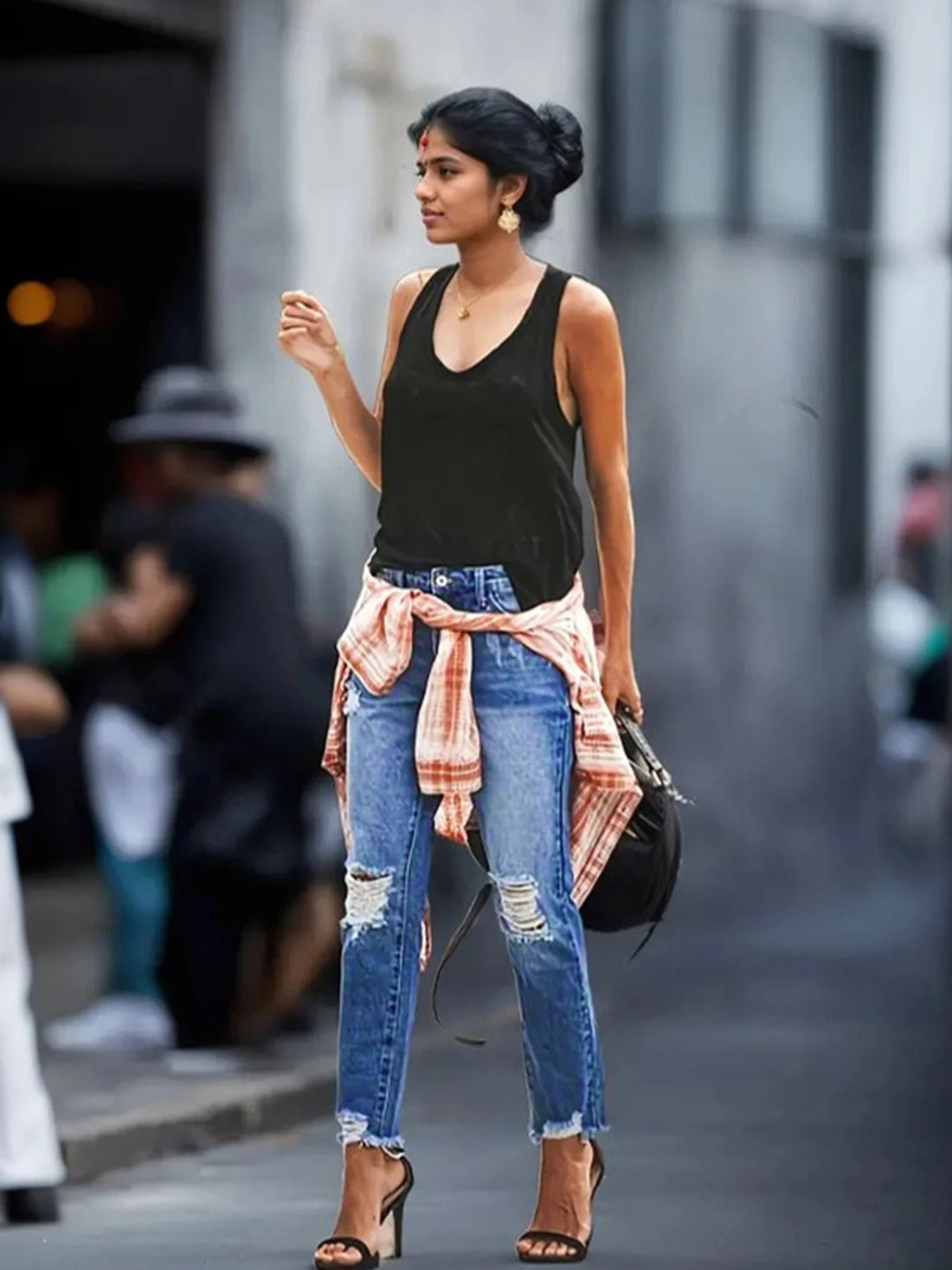 2025 Summer New Women's Retro Piercing Elastic Jeans, Five Pocket Design, Comfortable Version, Suitable for Daily Wearing