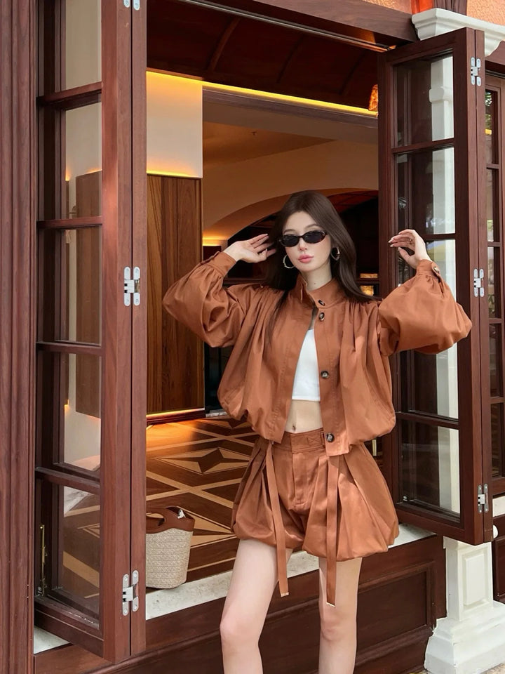 2-color modern fashion lantern sleeve pleated short slim jacket