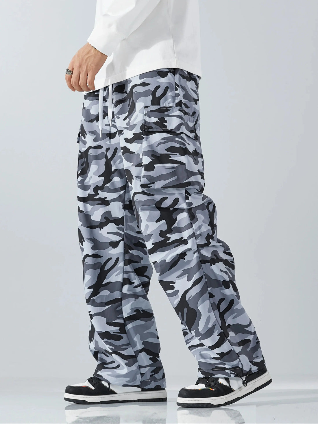 Men's Three-color Casual Camouflage Leaf Pattern Sport Belt Side Pocket Casual Sport Pants Halalzen UK