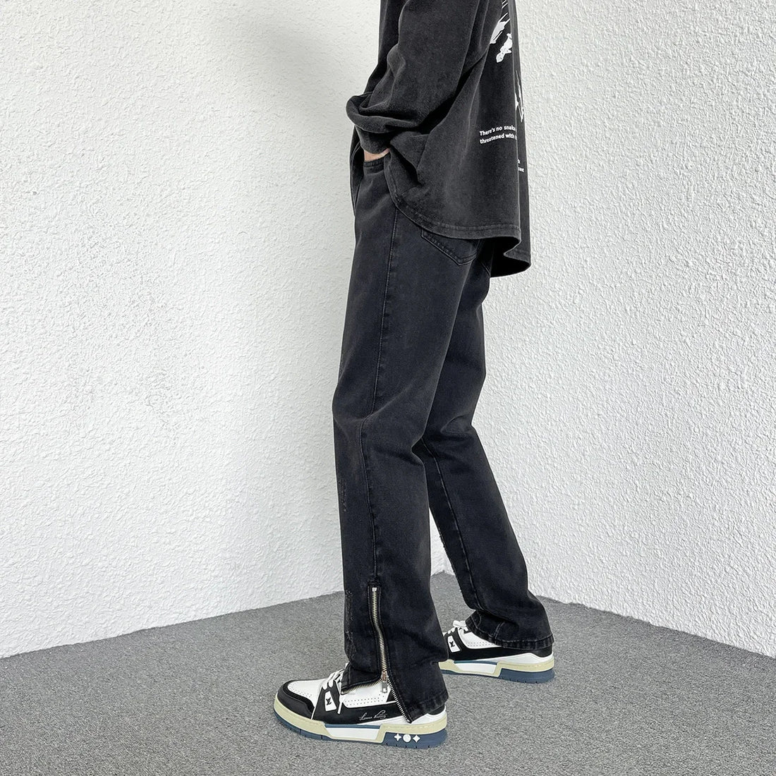 2024 Spring Autumn Korean Men Fashionable Retro Street Jeans Zip Design on Trouser Legs Straight-leg Denim Pants Men's Clothing