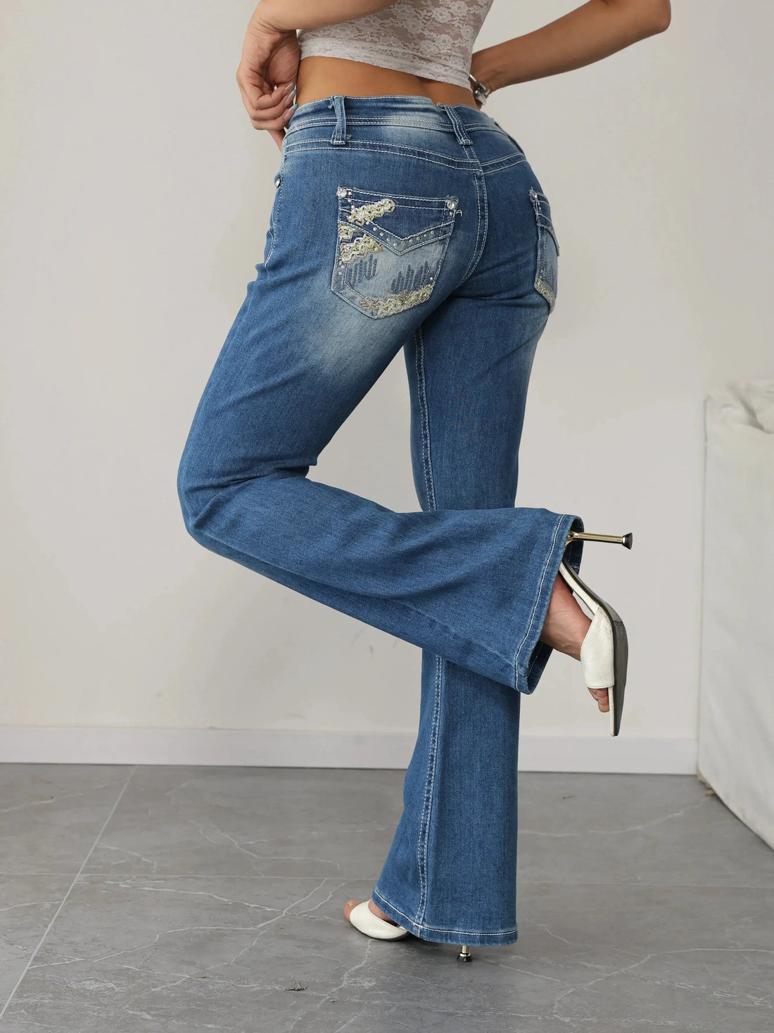 Vintage Straight Leg Jeans Women Cropped High Waist Denim Pants Clothing Casual 90s Streetwear Outfit Elegant Fashion Trousers Halalzen UK