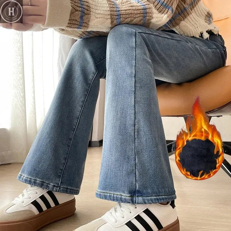 2023 Fashion New Women Warm Plush Flared Jeans Thermal Fleece Loose Denim Pants Female High Waist Urban Straight Flare Trouser Halalzen UK
