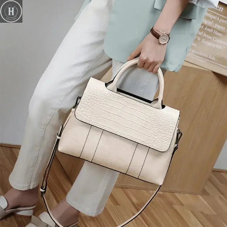 Women's Cow Real Leather Crossbody Bag Female Cowhide Designer Luxury Shoulder Bags Ladies Casual Retro Large Capacity Handbag HALALZEN