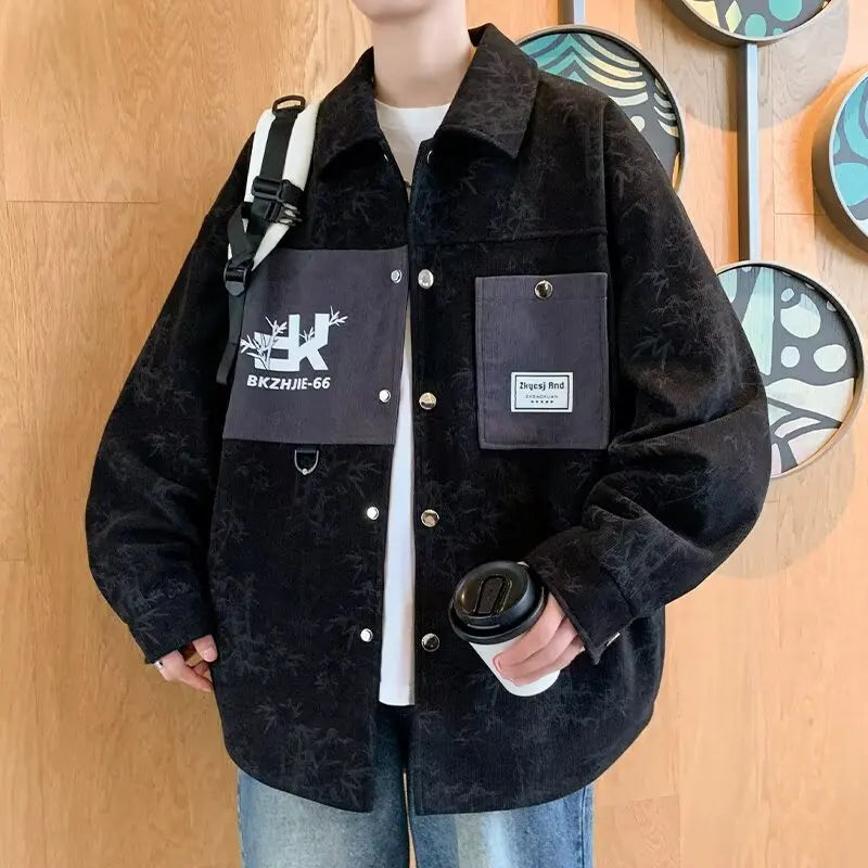 Denim jacket for men in spring and autumn, washed and tie dyed with ripped holes. Design sense of high street heavy-duty jacket