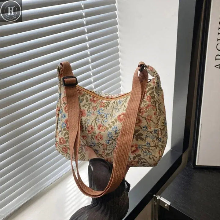 Fashion Vintage Winter New Women Lady Bag Versatile Literary Prints Cloth Crescent Pack Texture Temperament Crossbody Shoulder HALALZEN