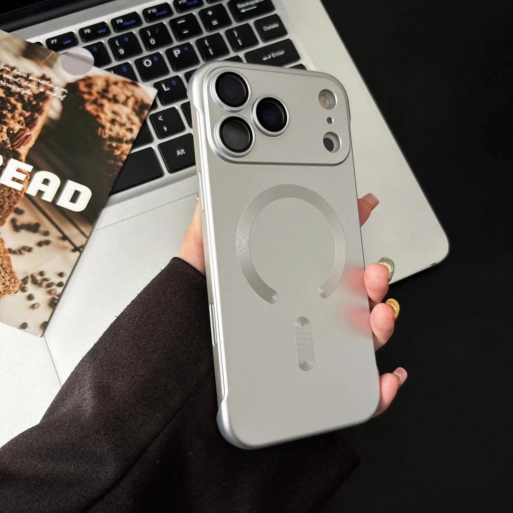 Ultra Thin Matte Magnetic Cover For iPhone 17 Air 16 15 14 Plus 13 12 11 17 Pro Max For Magsafe Charging Frameless PC Phone Case Halalzen UK