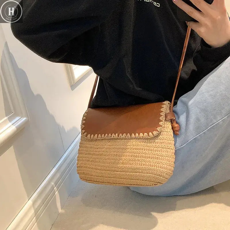 Casual Straw Saddle Crossbody Shoulder Bags Women Summer Messenger Bag Rattan Beach Bags Lady Travel Purses and Handbags Bolsa HALALZEN