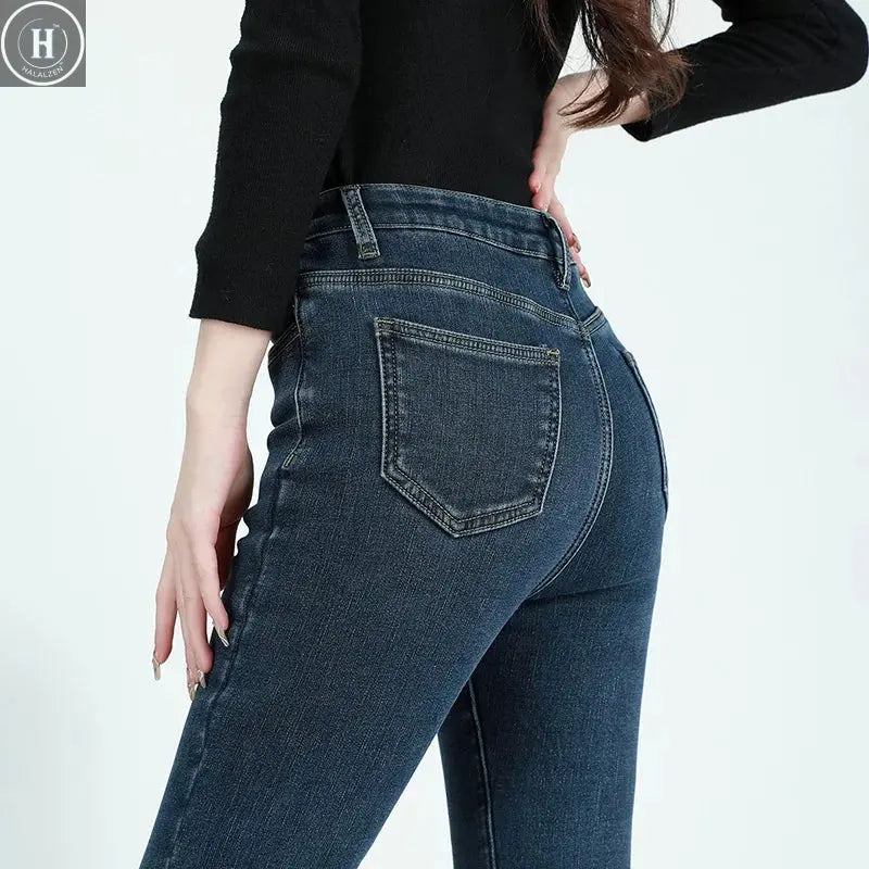 Winter Female Thin Snow Warm Plush Jeans Lady Chic Fleece Flared Pants Girls Korean High Waist Straight Leg Denim Trousers Halalzen UK