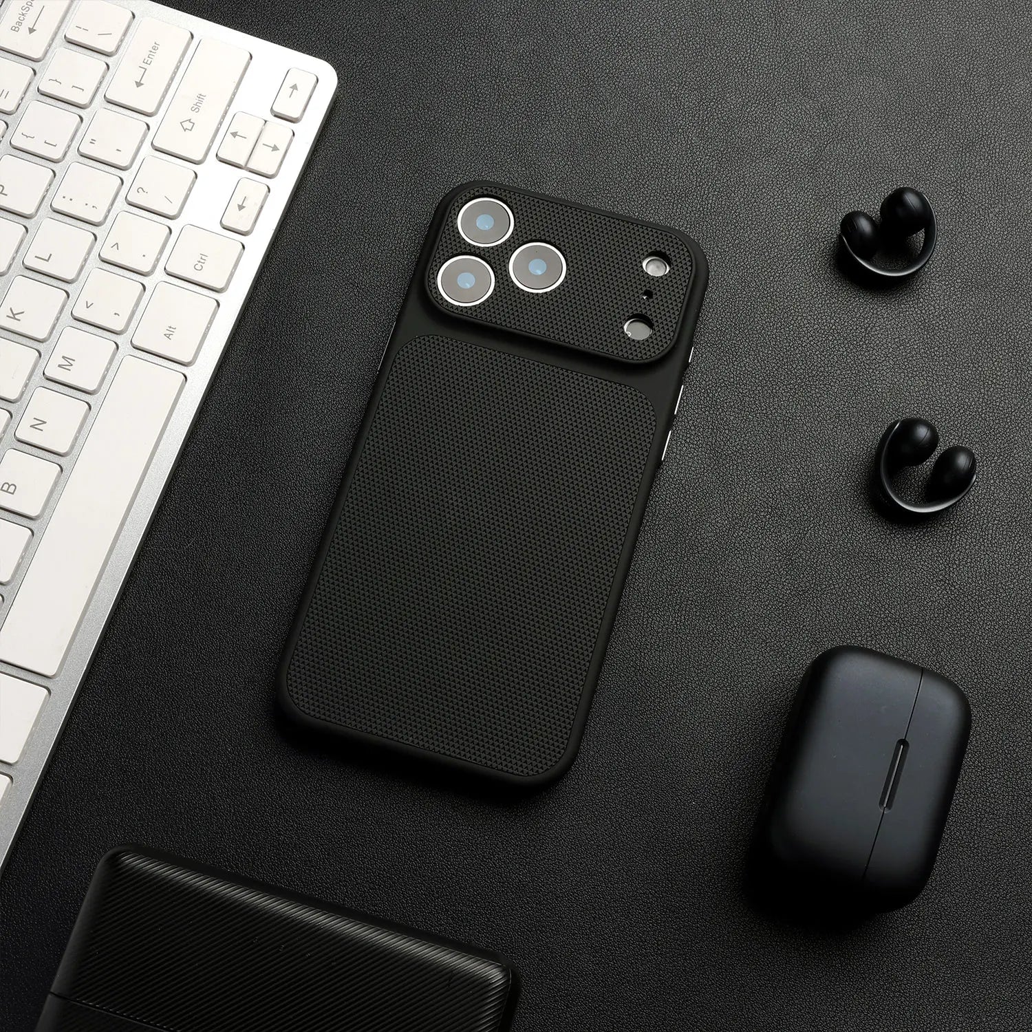 Luxury Instantly Turn 17 Diamond Texture Shockproof Phone Case For iPhone 17 16 15 14 13 12 Pro Max Triangle Pattern Armor Cover