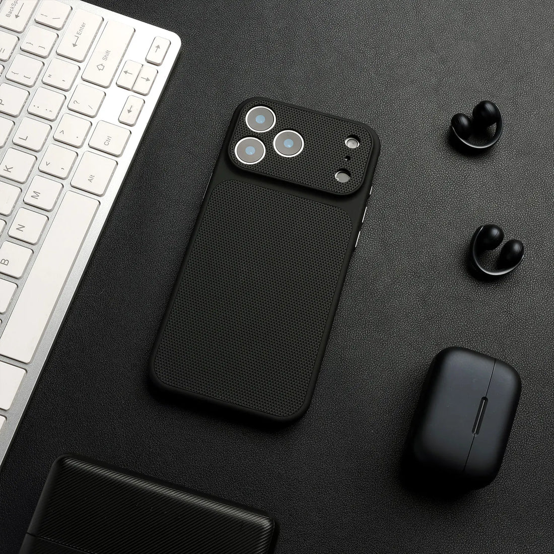 Luxury Instantly Turn 17 Diamond Texture Shockproof Phone Case For iPhone 17 16 15 14 13 12 Pro Max Triangle Pattern Armor Cover