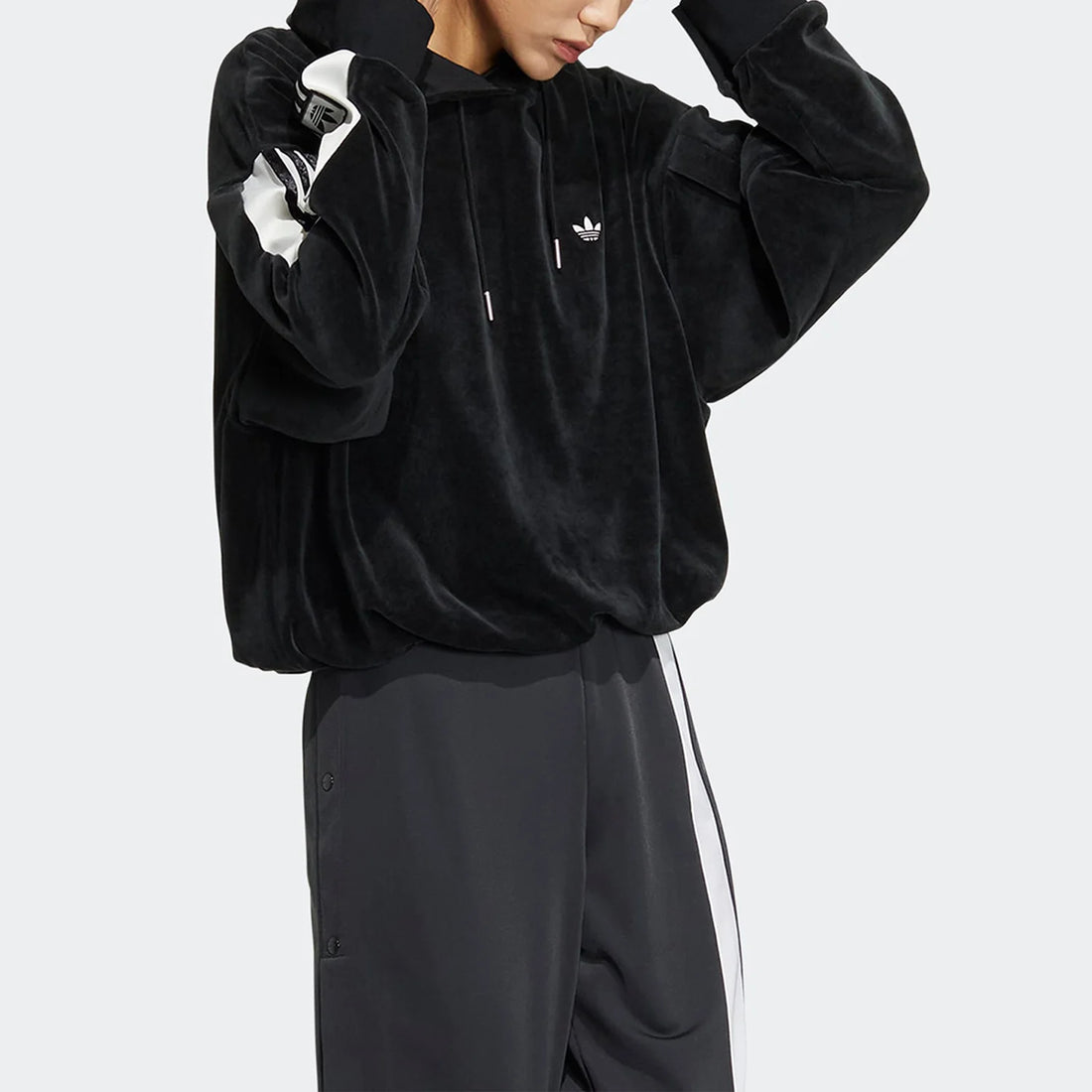 Adidas official genuine Three Stripes, women's side-button sport hoodie IC8140