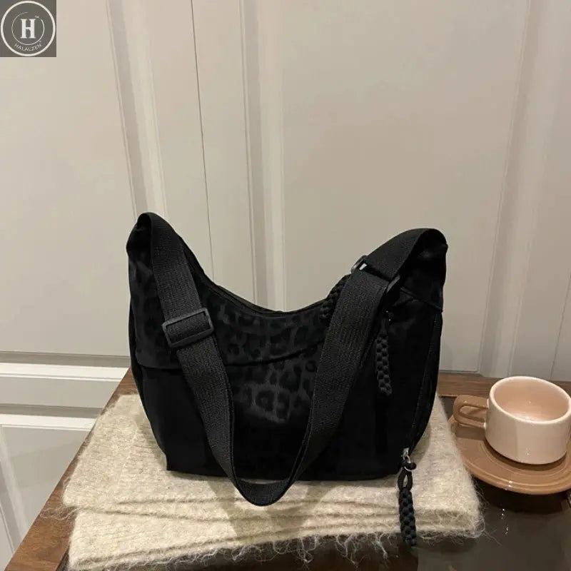 Leopard Print Crossbody Bag Women Fashion Large Capacity Hobo Shoulder Bag Casual Multi Pocket Commuter Tote Bag HALALZEN