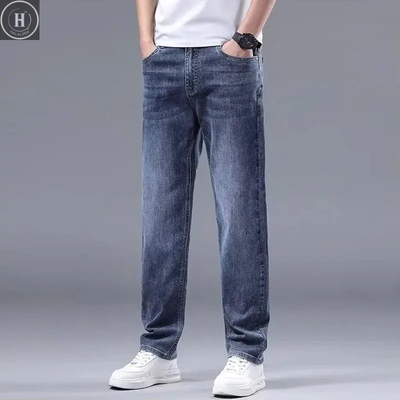 Men New Fleece Lined Thickened Jeans Male Winter Loose Straight Slim Fit Denim Pants High End Casual Elasticity Trousers HALALZEN