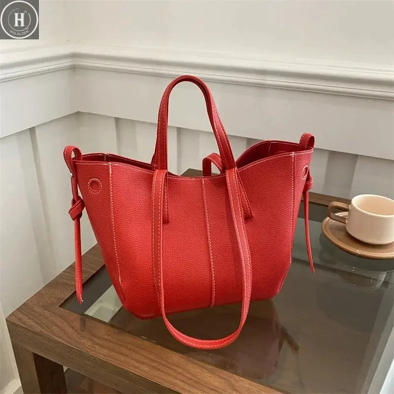 Stylish Casual Tote Bag, Large Capacity PU Leather Handbag Women Wing Bag, Fashionable Woman Bags, Commuting Shoulder Armpit Bag HALALZEN