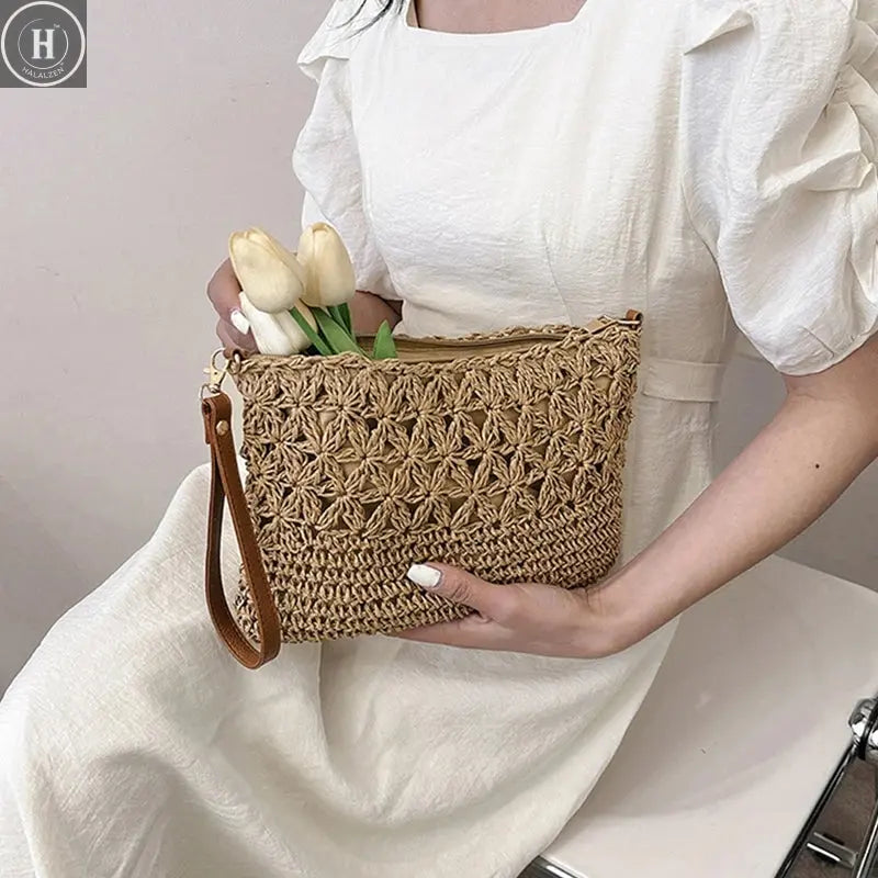 Straw Crossbody Bags for Women Summer Woven Shoulder Bag Purse Raffia Beach Wristlet Crochet Handbag Purse for Women HALALZEN