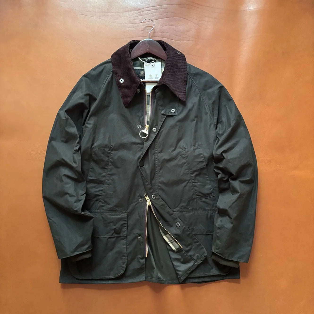 Bedale Oil Wax Men's and Women's Same Jacket
