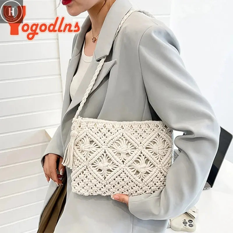 Summer Hollow Straw Bag For Women Tassel Decors Shoulder Messenger Bag Travel Beach Bag Daily Cotton Rope Crossbody Bag HALALZEN