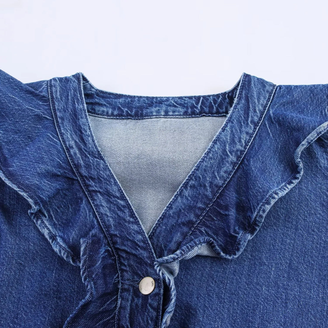 2025 autumn new women's clothing simple casual versatile loose layered V-neck long sleeved denim shirt top