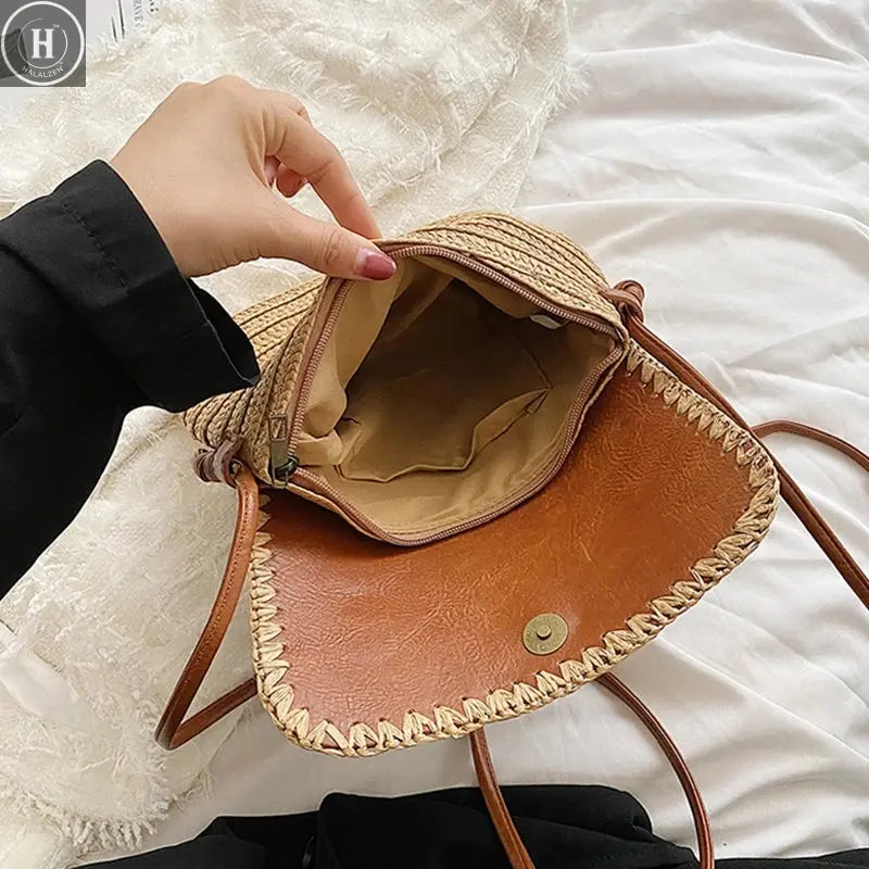 Casual Straw Saddle Crossbody Shoulder Bags Women Summer Messenger Bag Rattan Beach Bags Lady Travel Purses and Handbags Bolsa HALALZEN