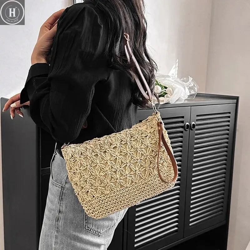 Straw Crossbody Bags for Women Summer Woven Shoulder Bag Purse Raffia Beach Wristlet Crochet Handbag Purse for Women HALALZEN