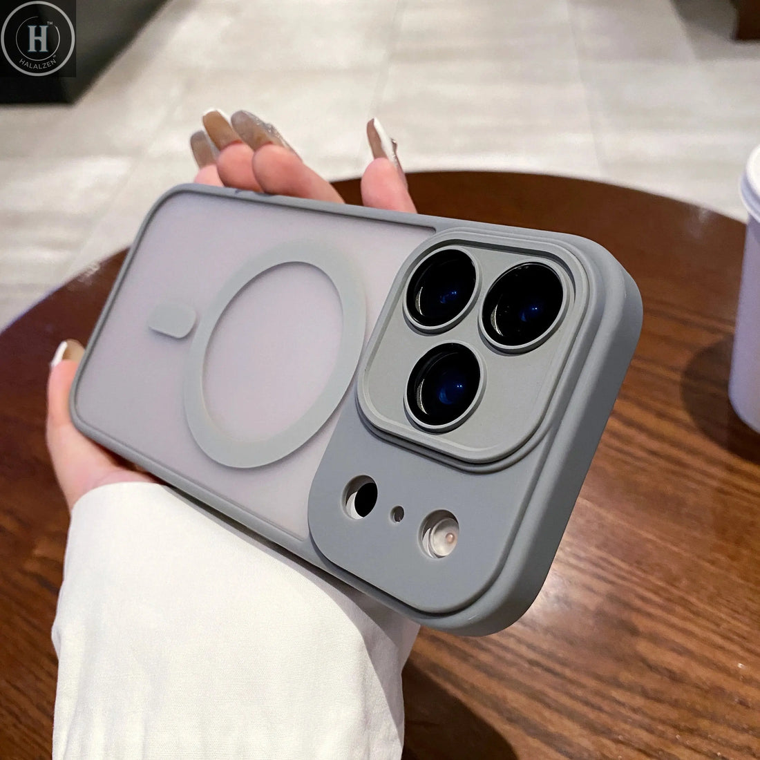 Luxury Matte Magnetic Wireless Charge Case For iPhone 17 Pro Max 17 Air 17 Pro 17 Lens Glass Film Clear Hard Bumper Back Cover Halalzen UK