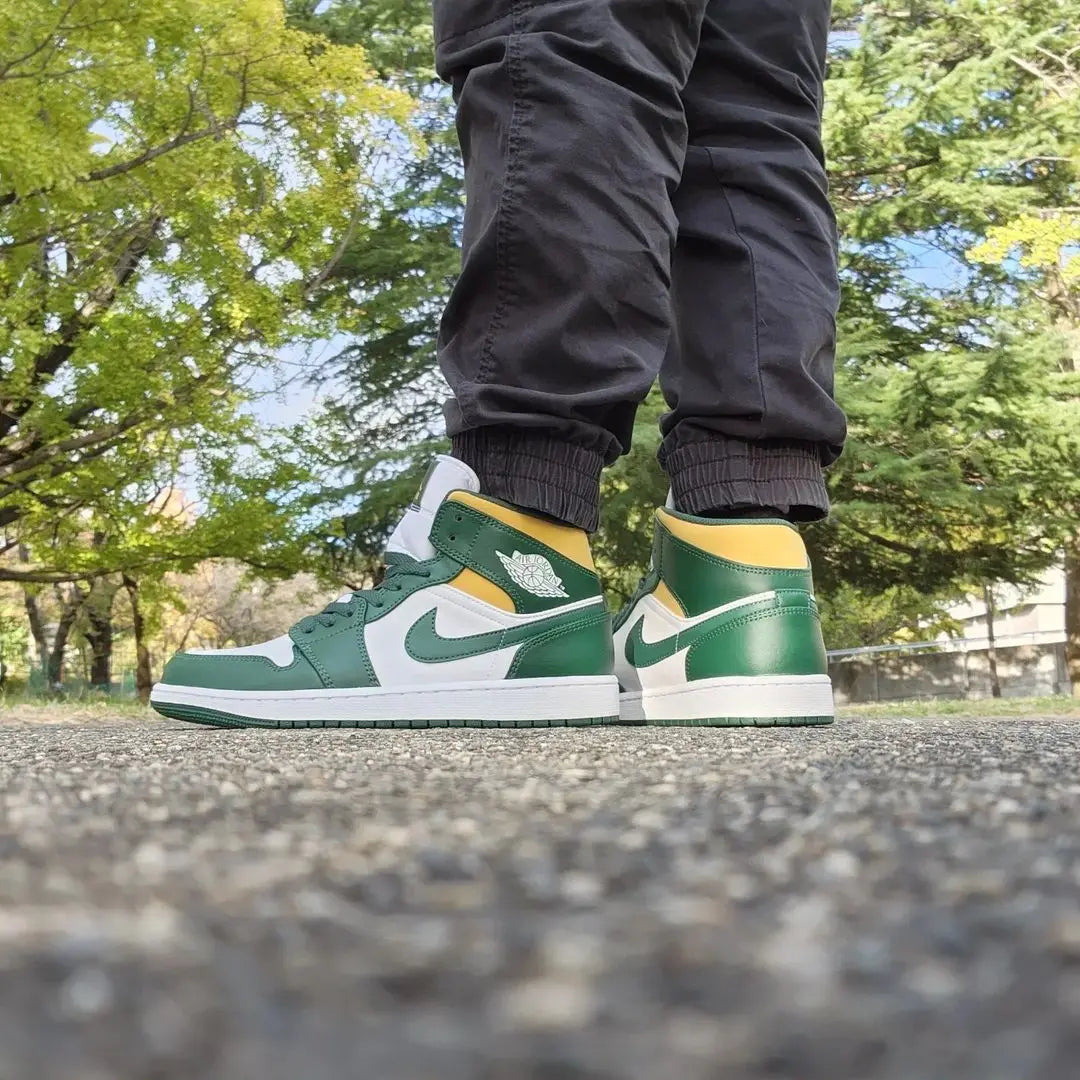 Original Air Jordan 1 Mid "Sonics" For Women's and Men's Unisex Trend Retro Mid-Top Retro Classic Basketball Shoes 554724-371