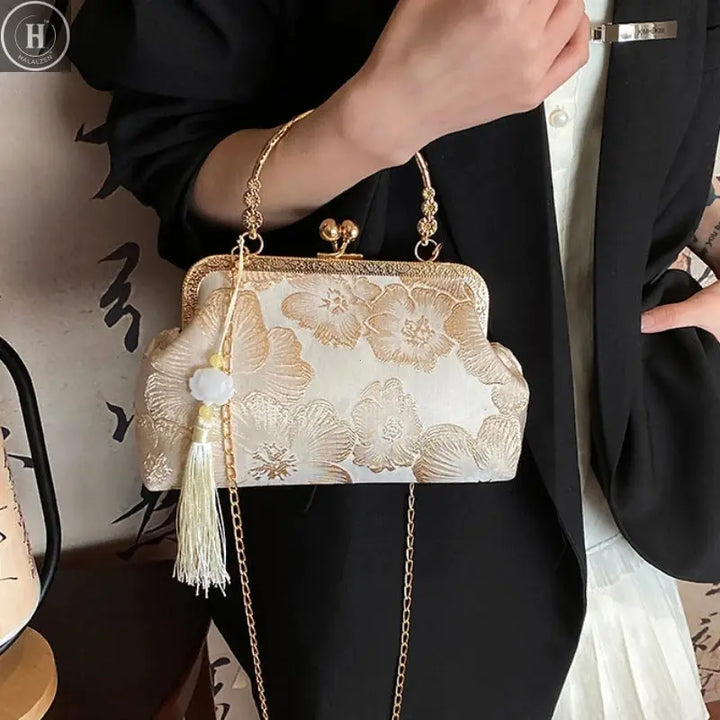 Chinese Style Embroidered Shoulder Bag Elegant Handbag Retro Small Square Bag Wedding Party Luxury Designer Women Evening Clutch HALALZEN