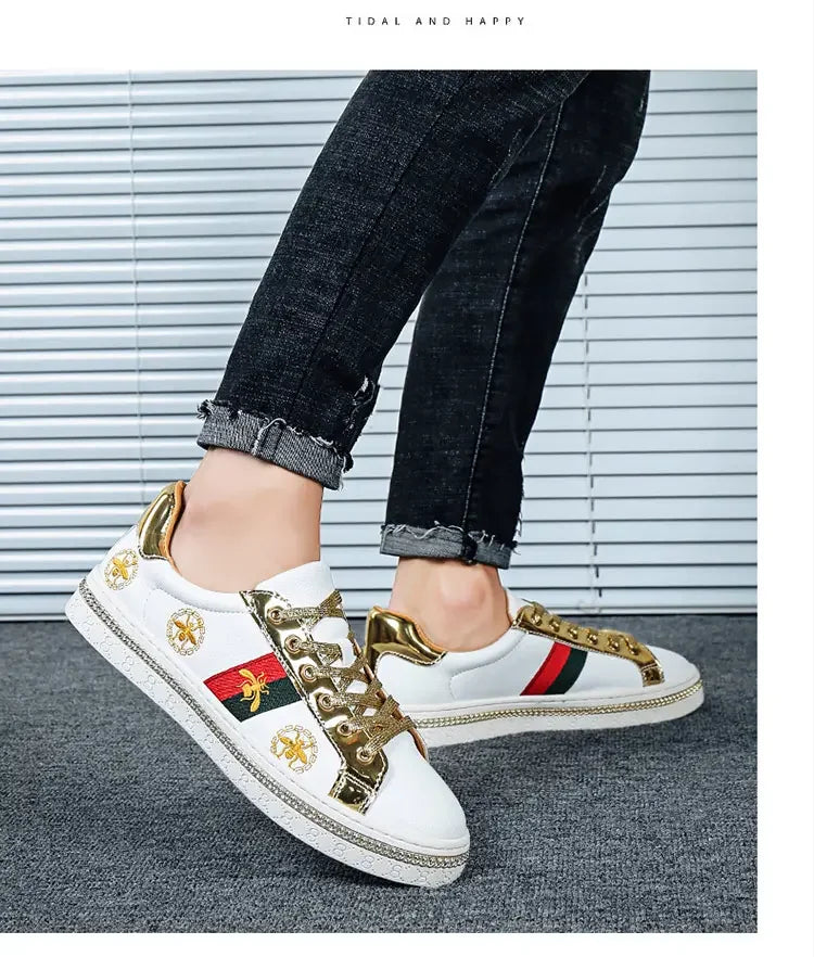 Luxury Brand Embroidered Shoes Casual Flats Soft Sneakers Comfort Mens Skateboarding Shoes Unisex Black White Women Footwear