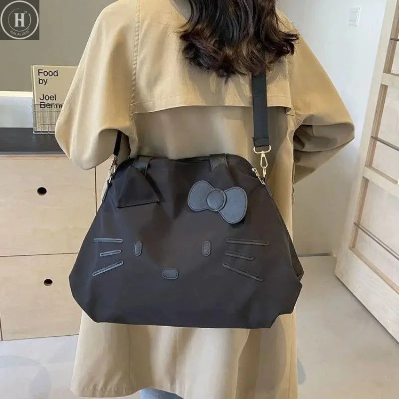 Sanrio large-capacity black travel bag KT business trip luggage bag Hello Kitty bow casual cartoon bag convenient backpack HALALZEN