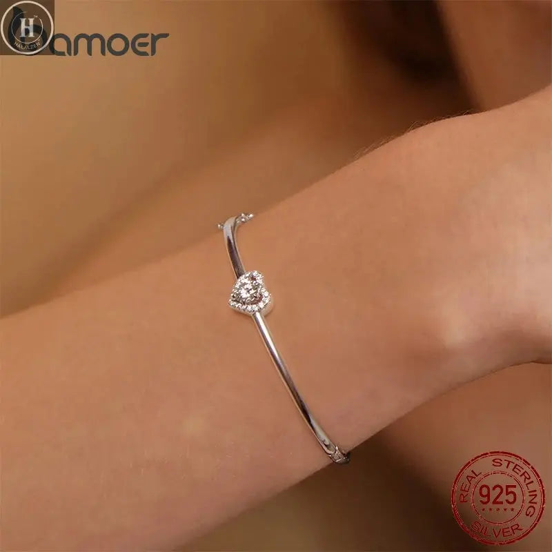 BAMOER 0.5CT Hollowed Heart Moissanite Bracelet Round Cut D Color Wrist Cuff Bangle 925 Sterling Silver for Women Wedding Gift HALALZEN