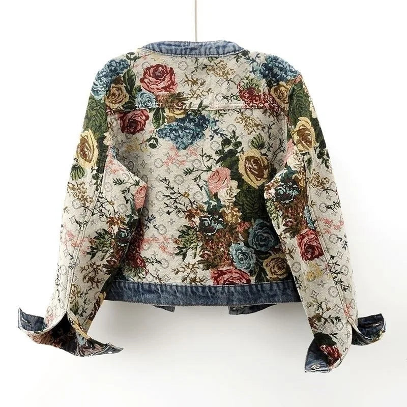 Chinese retro jacquard long-sleeved round neck denim jacket women's spring new fashion temperament short Joker little jacket.