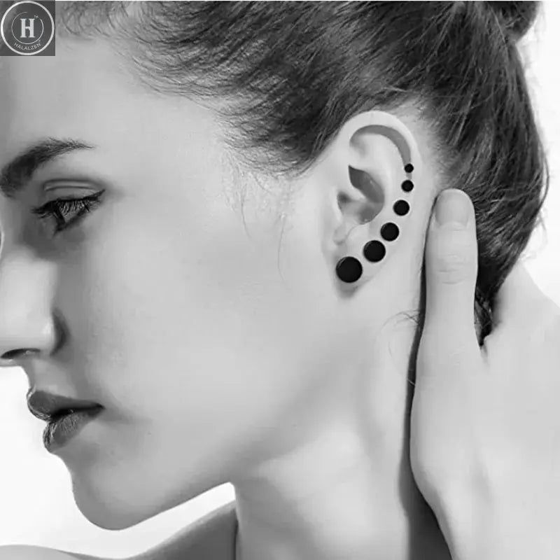 New Titanium Steel Stud Earrings for Men Women Stainless Steel Round Black Punk Ear Studs Best Gift Jewelry Accessories HALALZEN