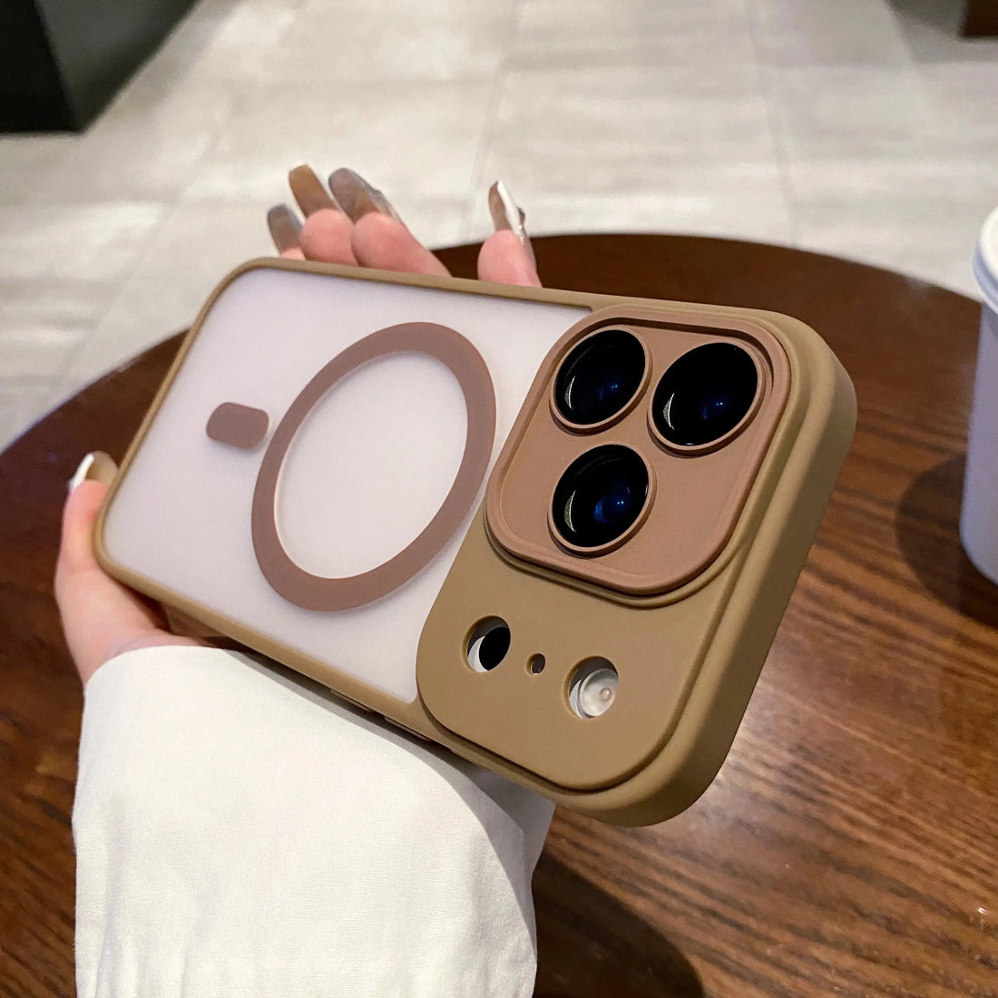 Luxury Matte Magnetic Wireless Charge Case For iPhone 17 Pro Max 17 Air 17 Pro 17 Lens Glass Film Clear Hard Bumper Back Cover Halalzen UK