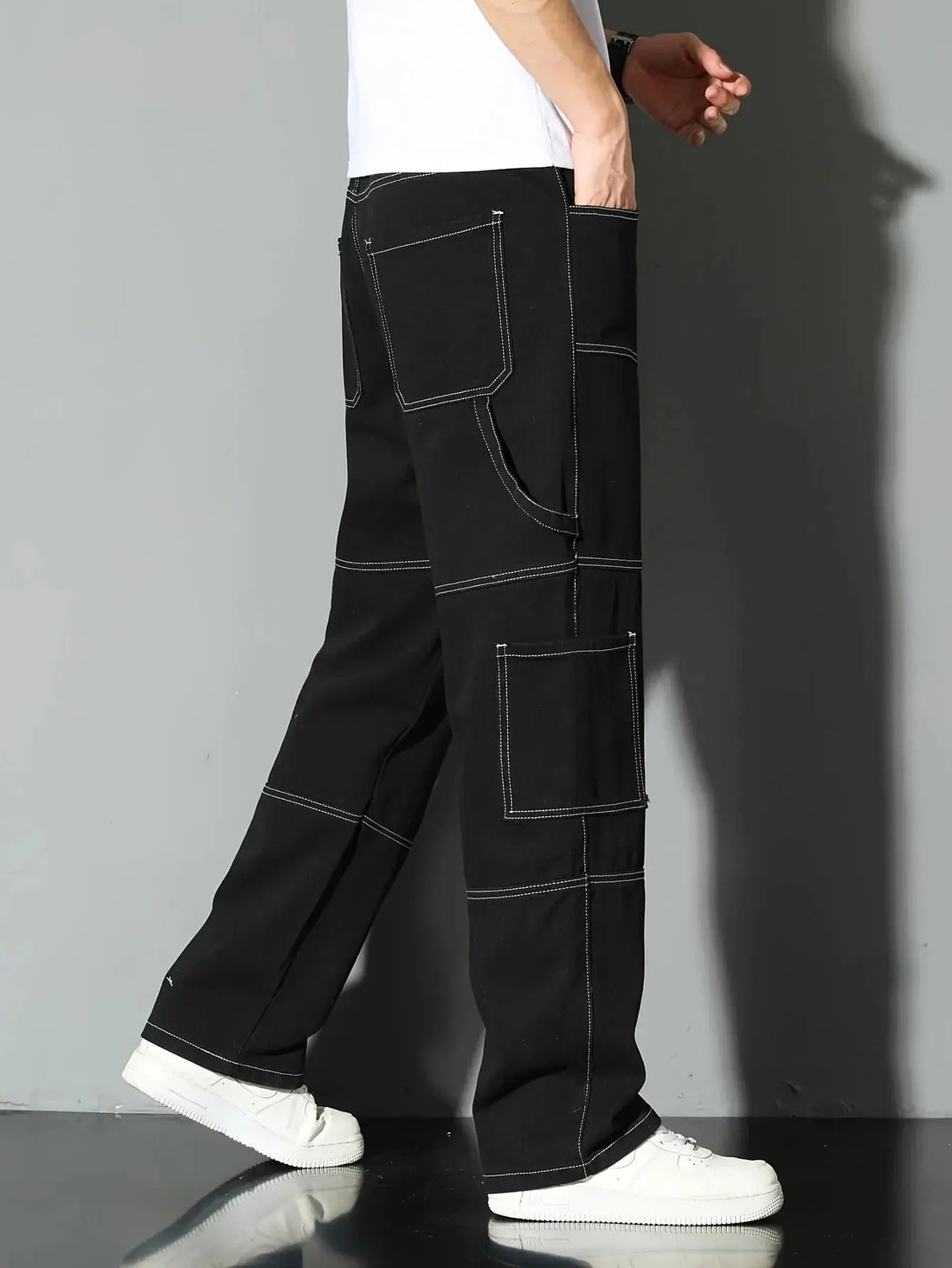 Men's fashion workwear jeans, denim trousers, loose straight-leg pants, all-season style, washed with multiple pockets Halalzen UK