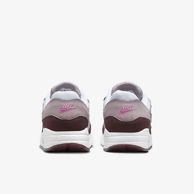 Nike's New Air-Cushion Model, Cushioning, Rebound, and Wear-Resistant Outdoor Women's Running Shoes, Soft, Stable, Supportive, Strong Grip, Daily Commuting Sports Running Shoes, Air Max 1 Retro Style, Comfortable and Versatil