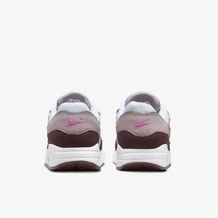 Nike's New Air-Cushion Model, Cushioning, Rebound, and Wear-Resistant Outdoor Women's Running Shoes, Soft, Stable, Supportive, Strong Grip, Daily Commuting Sports Running Shoes, Air Max 1 Retro Style, Comfortable and Versatil