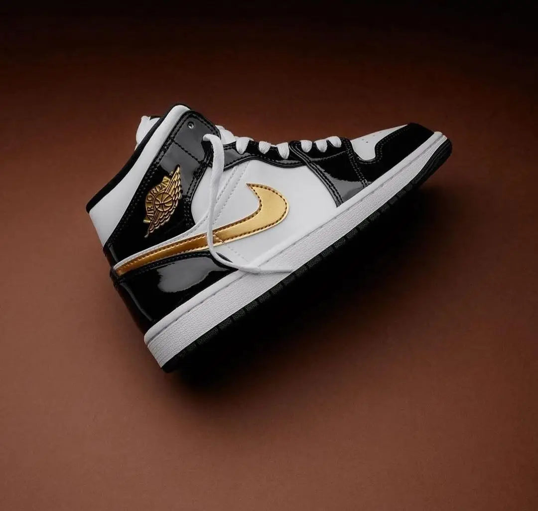 Original Air Jordan 1 Mid "Patent Black Gold" For and Men's Unisex Trend Retro Mid-Top Retro Classic Basketball Shoes