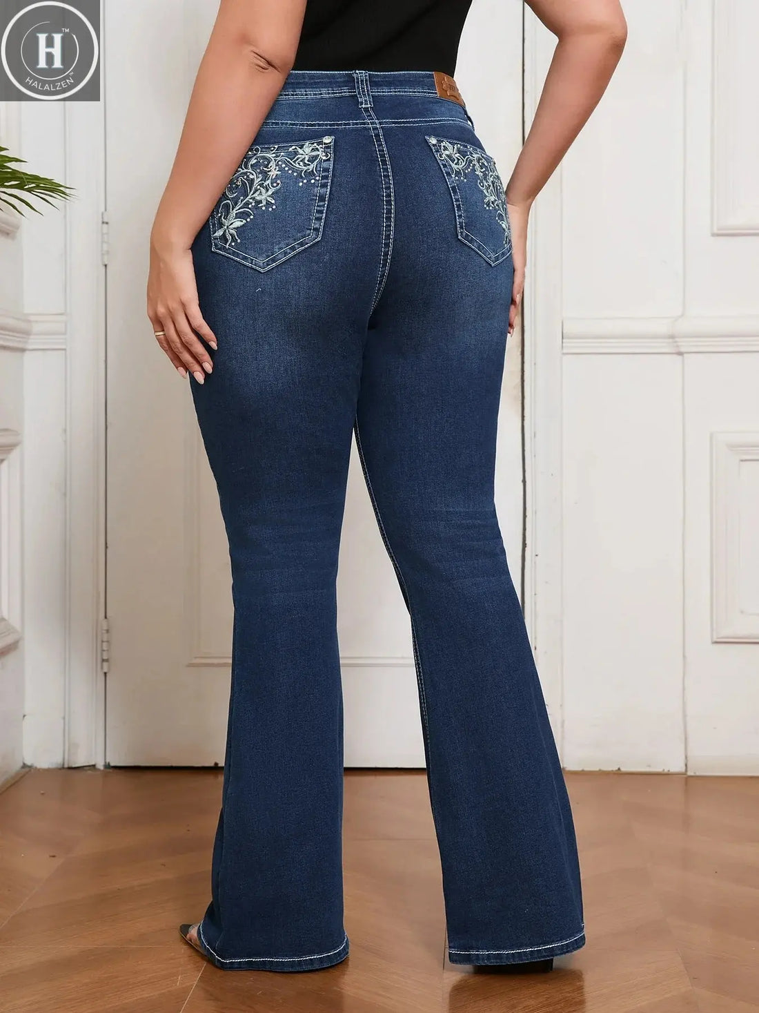 Plus Size Women's Flare Denim Jeans Stylish Plus Size Pants for Daily Wear Halalzen UK