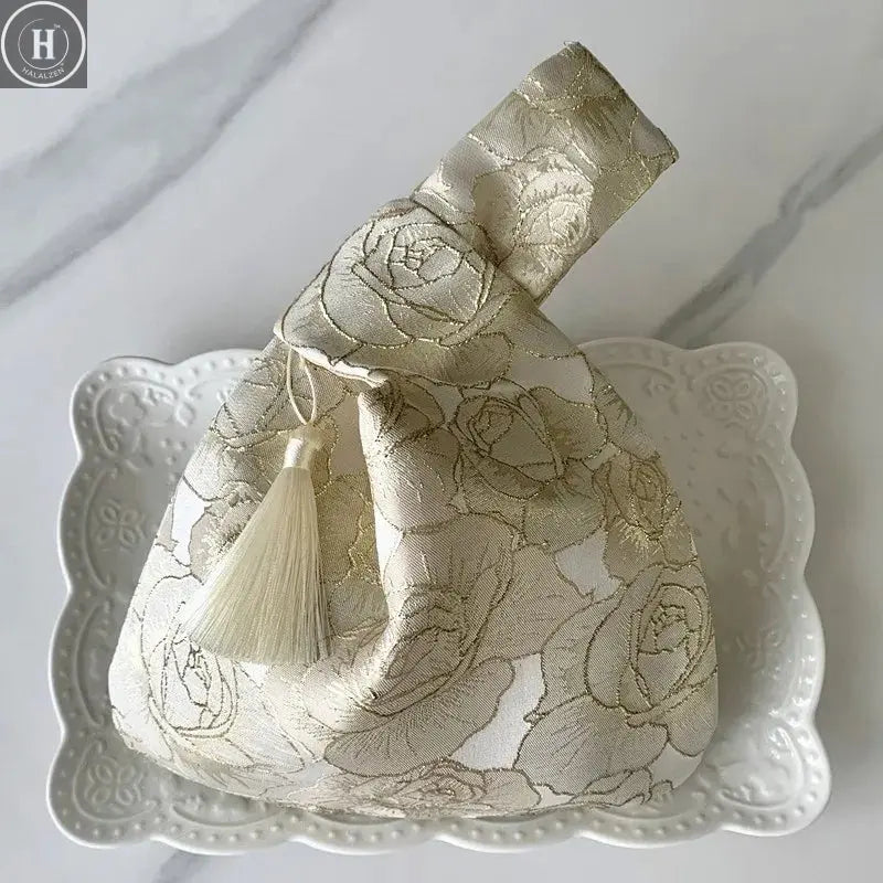 Chinese Style Embroidered Shoulder Bag Elegant Handbag Retro Small Square Bag Wedding Party Luxury Designer Women Evening Clutch HALALZEN