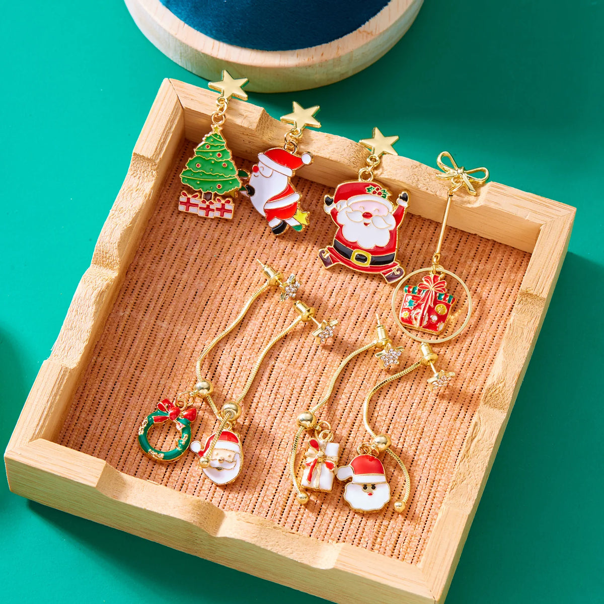 Trendy Asymmetric Xmas Santa Tassel Stud Earrings for Women Jewelry Enamel Christmas Star Tree Gift Box Pierced Dangle Bijoux