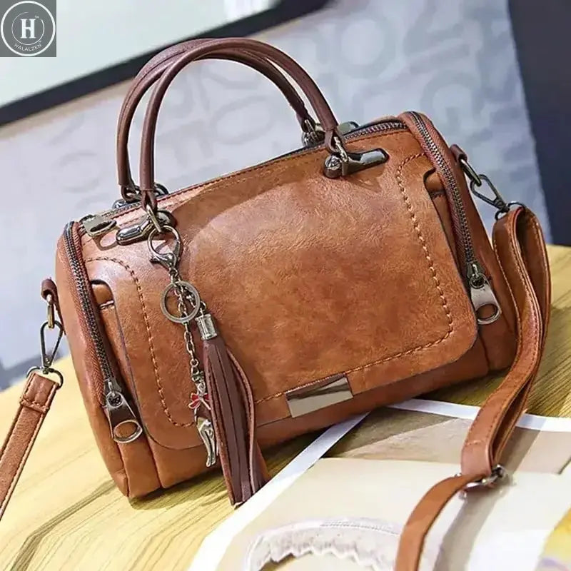 Large Capacity Shoulder Bag for Women with Tassel Decoration Fashion Detachable Chain Boston Handbag Shoulder Bag HALALZEN