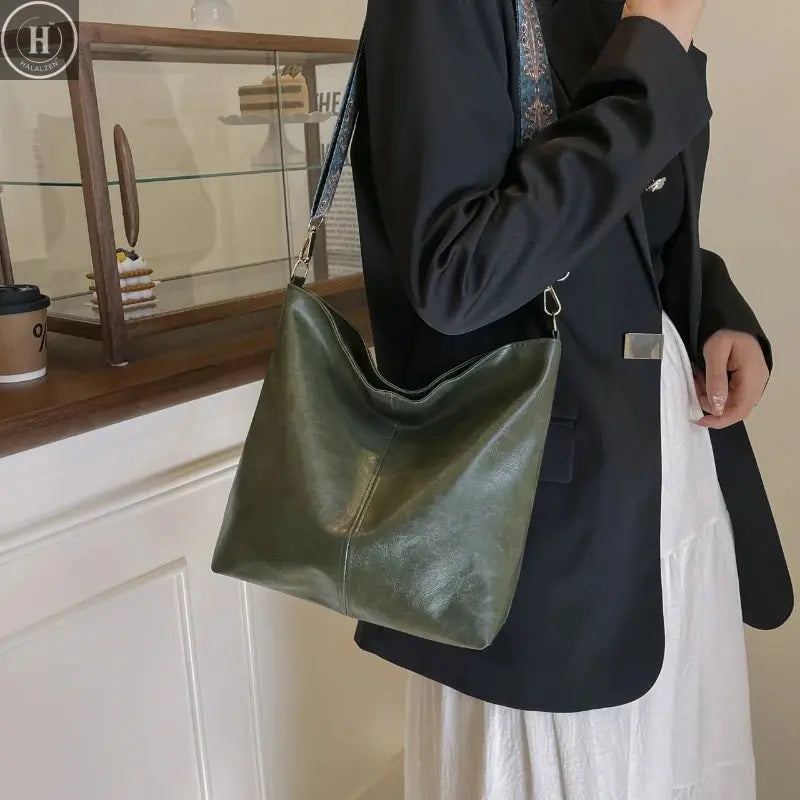 Women Vintage PU Leather Shoulder Bag Large Capacity Hobo Tote Wide Strap Casual Crossbody Purse Daily Handbag Quality HALALZEN